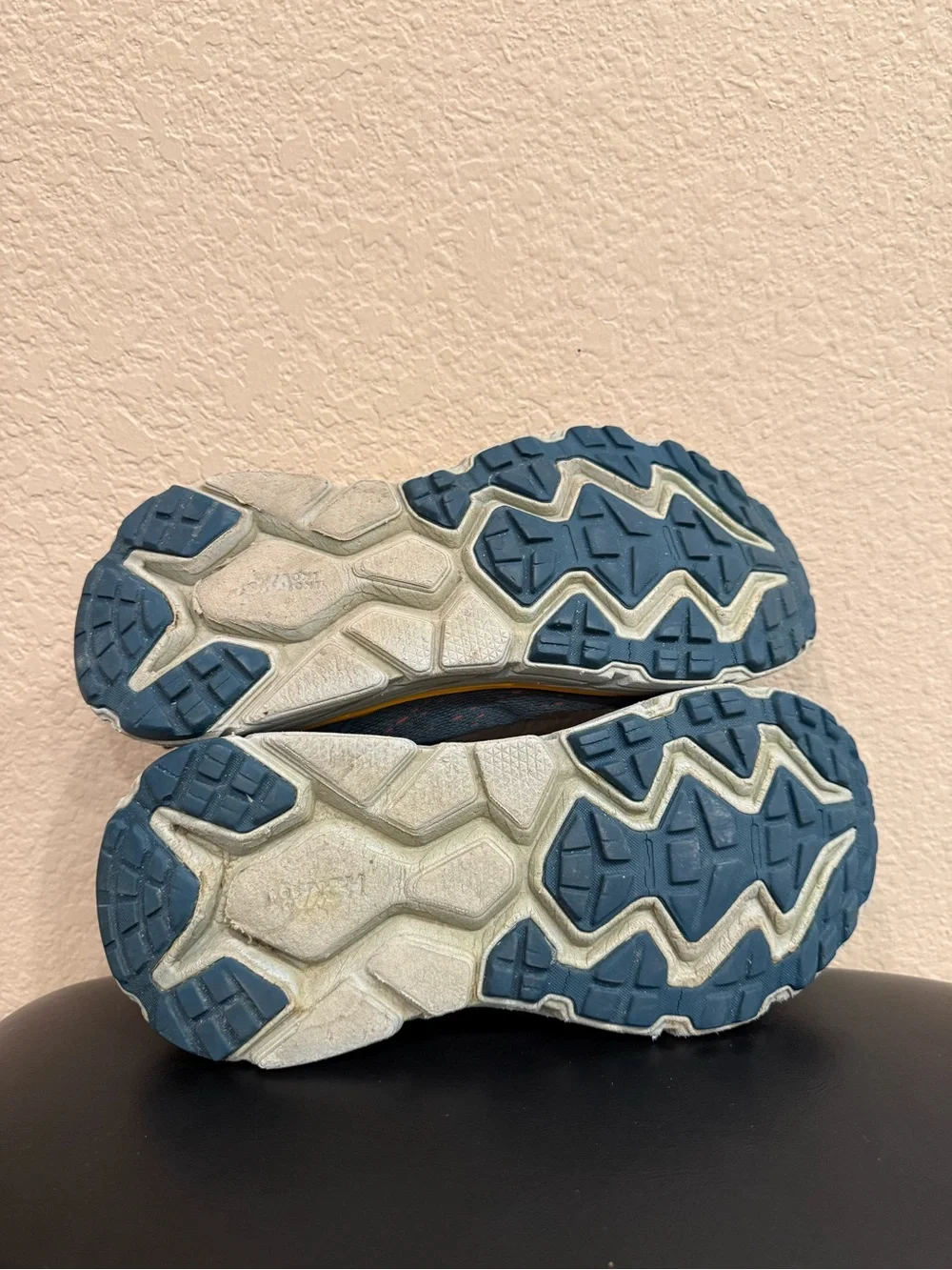 Women’s Hoka Challenger (size 7.5)